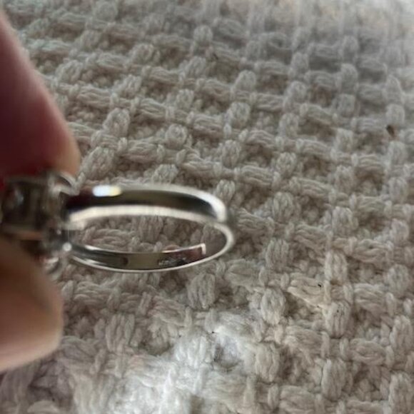 3.55 ct natural green Amethyst sterling silver ring. size 7 - Picture 5 of 5